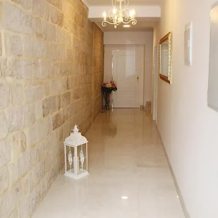 Rezidence U C.1 דירה